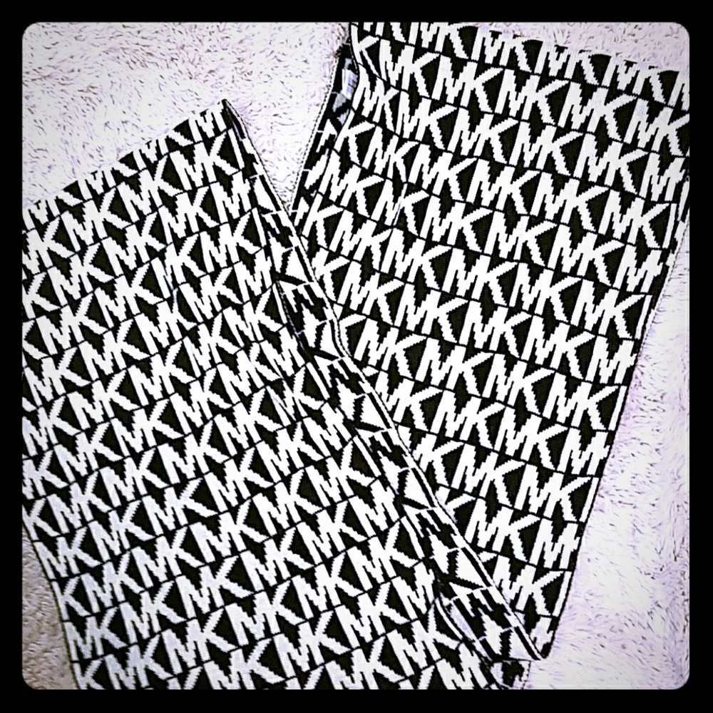 Reversible Michael Kors Scarf